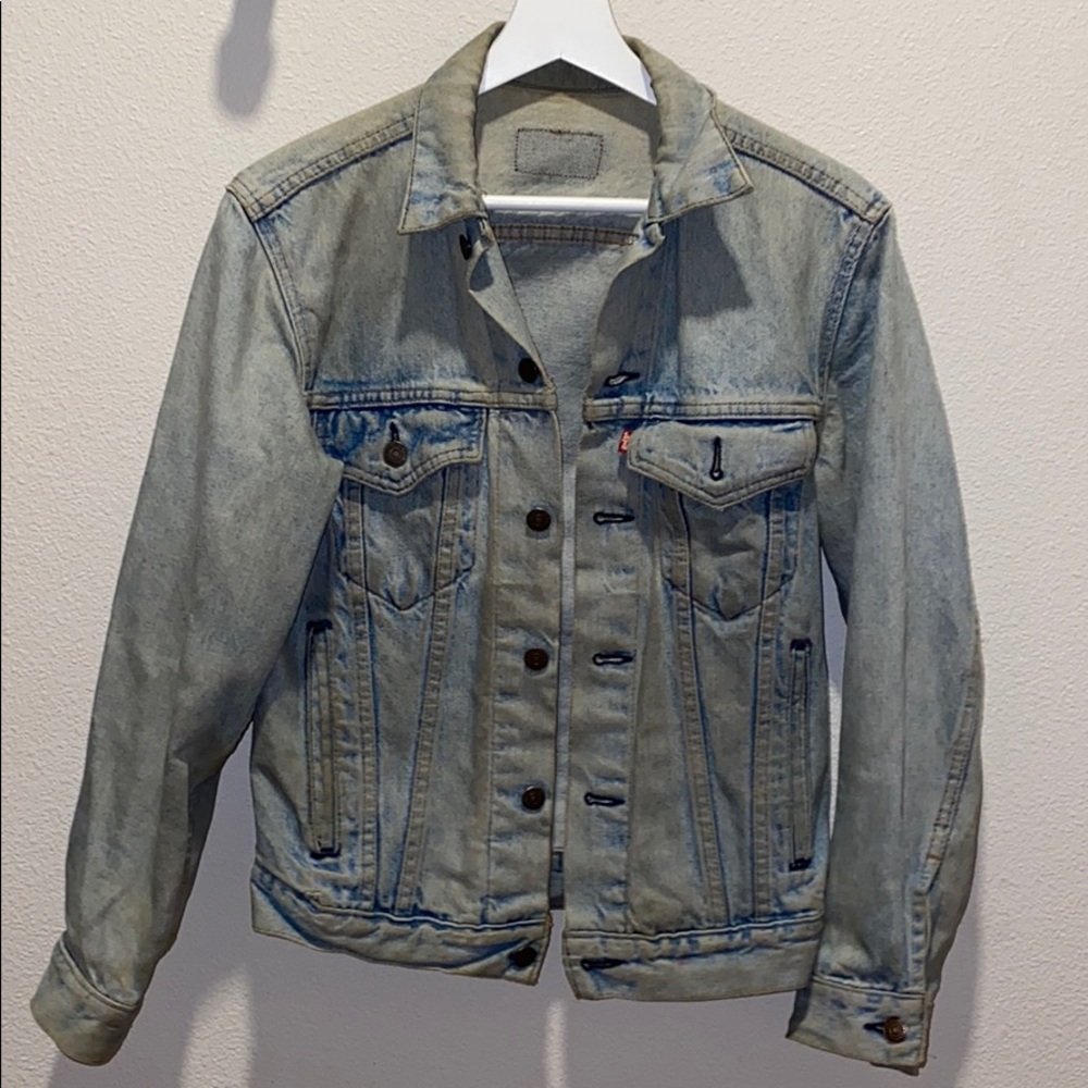 Vintage Levi’s jean jacket